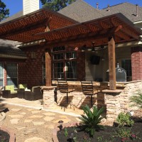 Pergola, Firepit, Outdoor Kitchen Heat Up Houston Patio