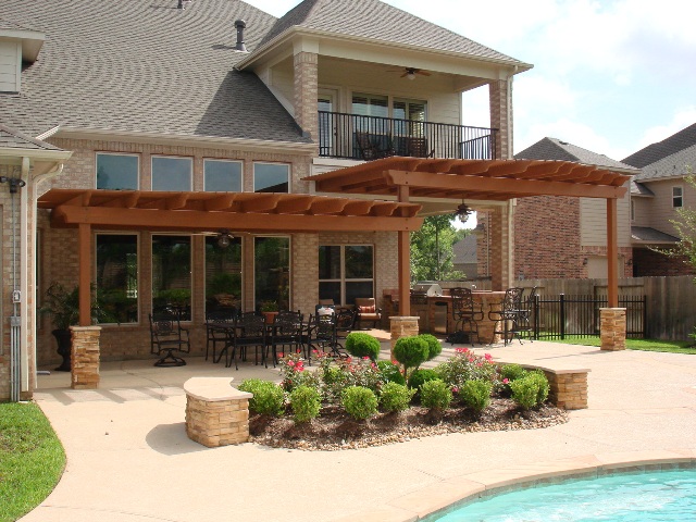 Custom Backyard Pergolas and Kitchens