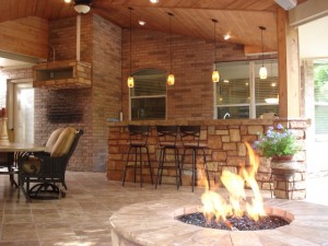  Backyard Patio Bar and Fire Pit