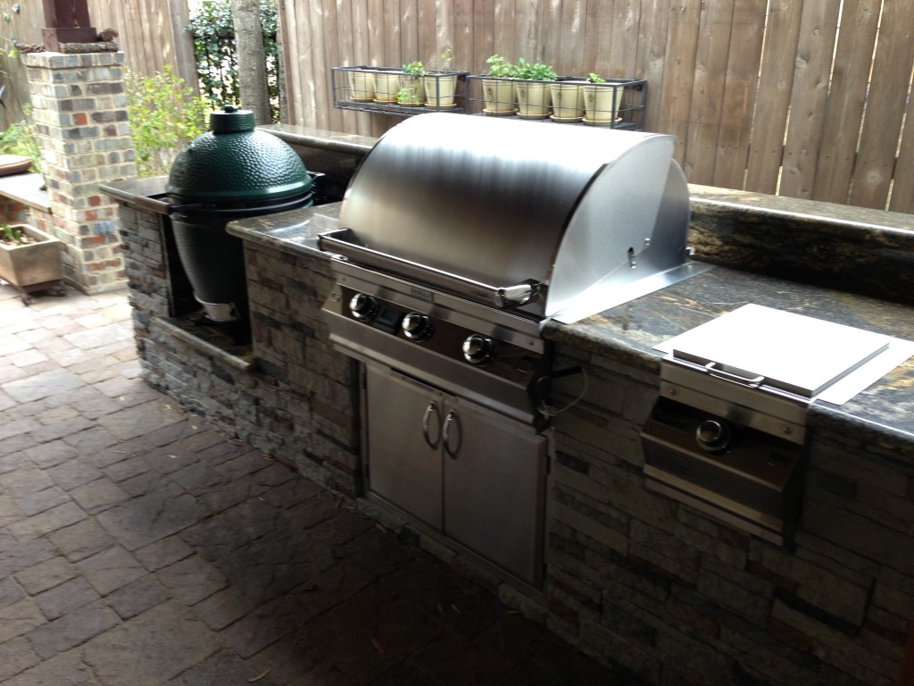built in patio grill
